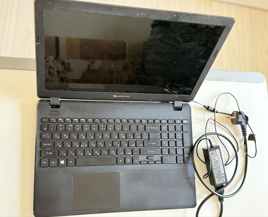 Продам ноутбук Packard Bell