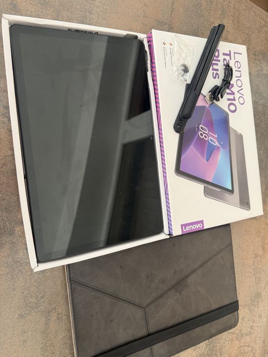 Tableta Lenovo Tab M10 Plus  gen3 si PEN