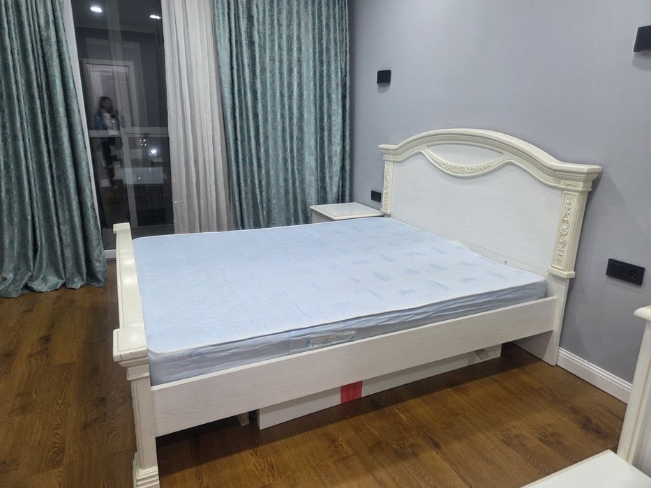 Продам диван, кровать и спальню