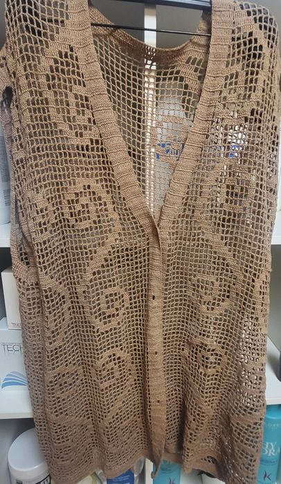 Ilic croșetat manual – model unic, lucrat cu grijă