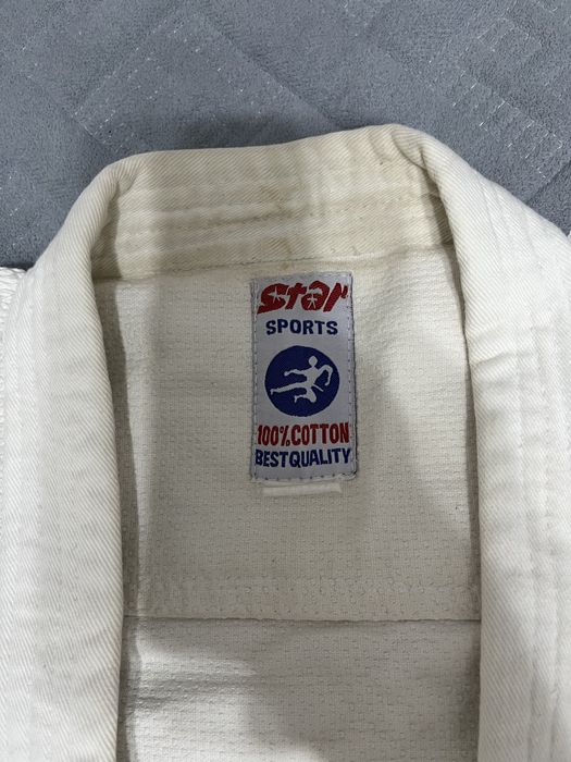 Продам Кимоно для спорта