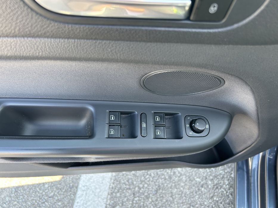 VW Golf 5 Plus 1.9 TDI 105 CP, an 2007