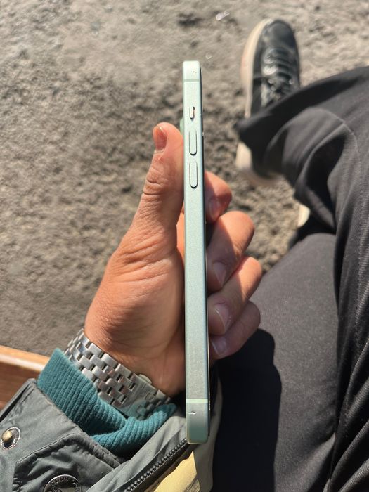 Айфон 15plus 128g 88ёмкост сатылады обмен бар