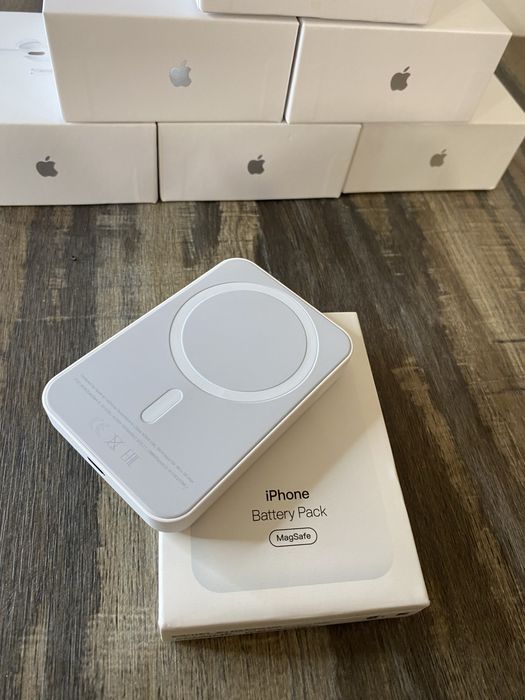Apple MagSafe Battery Pack | Безжично зарядно за iPhone