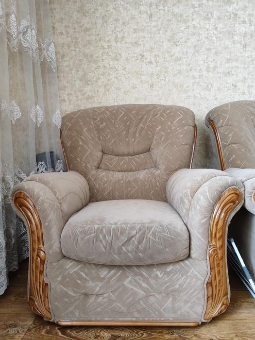 Продам мягкую мебель.