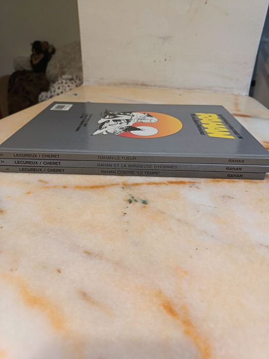 Rahan mini serie completa 3 volume preț 300 lei .