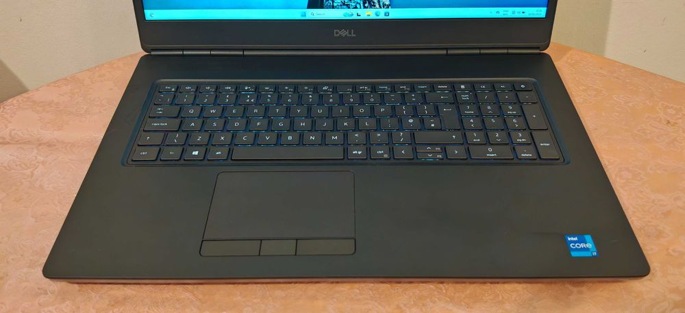 Dell Precision 7760/Intel Core i7-11850H/NVidia Quadro RTX A3000 6GB/16GB RAM/512GB SSD NVMe/17.3 IPS 100% DCIP-3 WorkStation работна станция