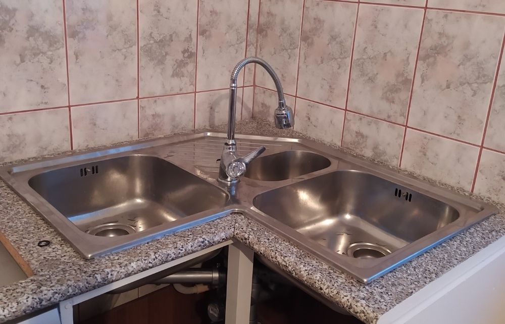 Chiuveta 3 cuve + sifonul aferent
