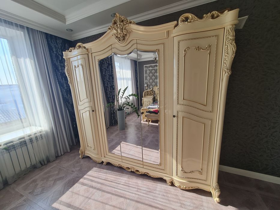 Продам Коплект элитной мебели