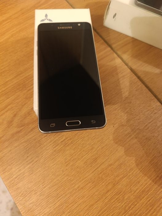 Samsung galaxy J5 2016
