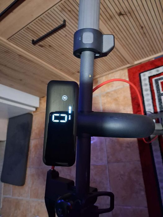 Vând trotineta electrica inca in garantie 1 an