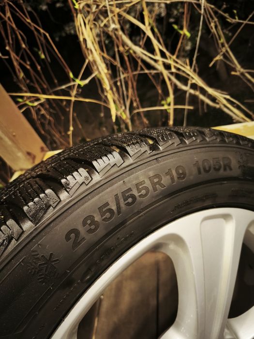 Шины зимние Triangle 235/55R19