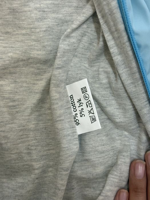 Продам комбинезон 68 р.