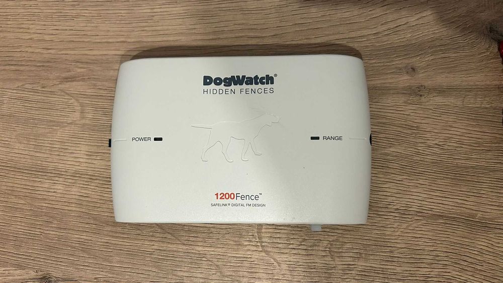 Sistem gard invizibil DogWatch PT4/R7 Mini pentru câini și pisici mici