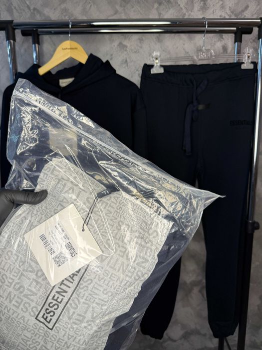 Trening/Compleu Essentials Fear Of God