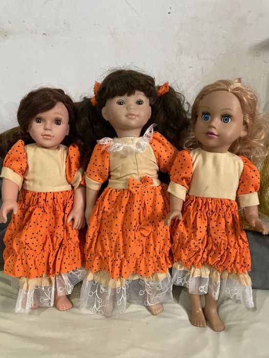 куклы для девочек средние размером отличном состояние