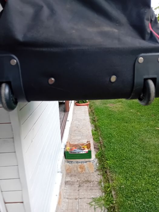 Чанта за пътуване тип куфар с колелца