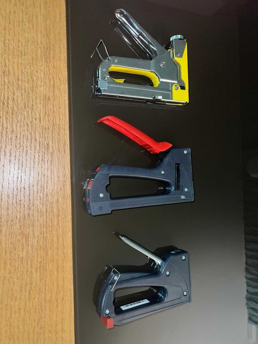 Такери ръчни 3 бр.