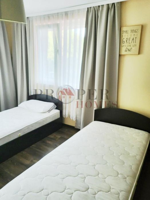 Дава се под наем Тристаен апартамент в Велико Търново, Стара част - 110 кв.м за 382.5 € - Снимка #8