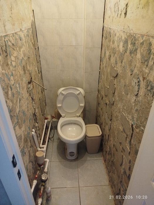 Продам унитаз, пользовались пол.года.