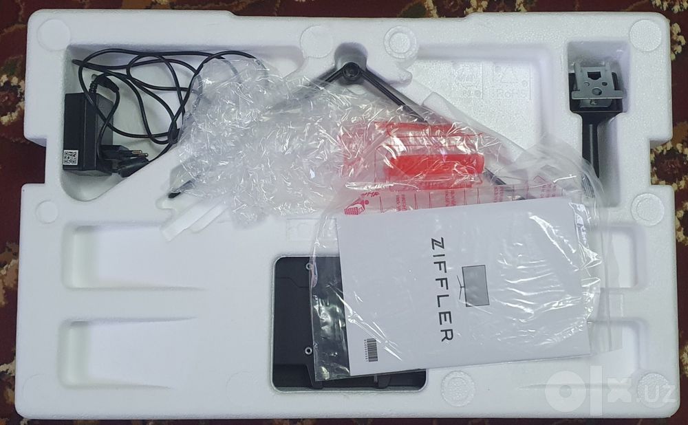 ZIFFLER Monitor 24