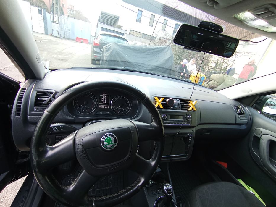 Vând Skoda Fabia 2012