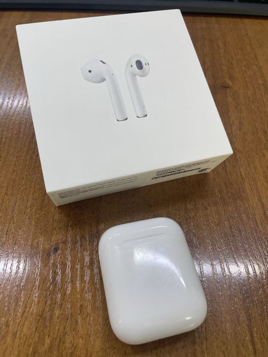 Продам наушники AirPods 2