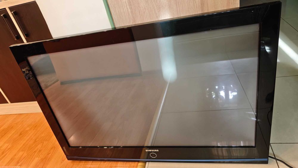 Телевизор б/у в рабочем состоянии