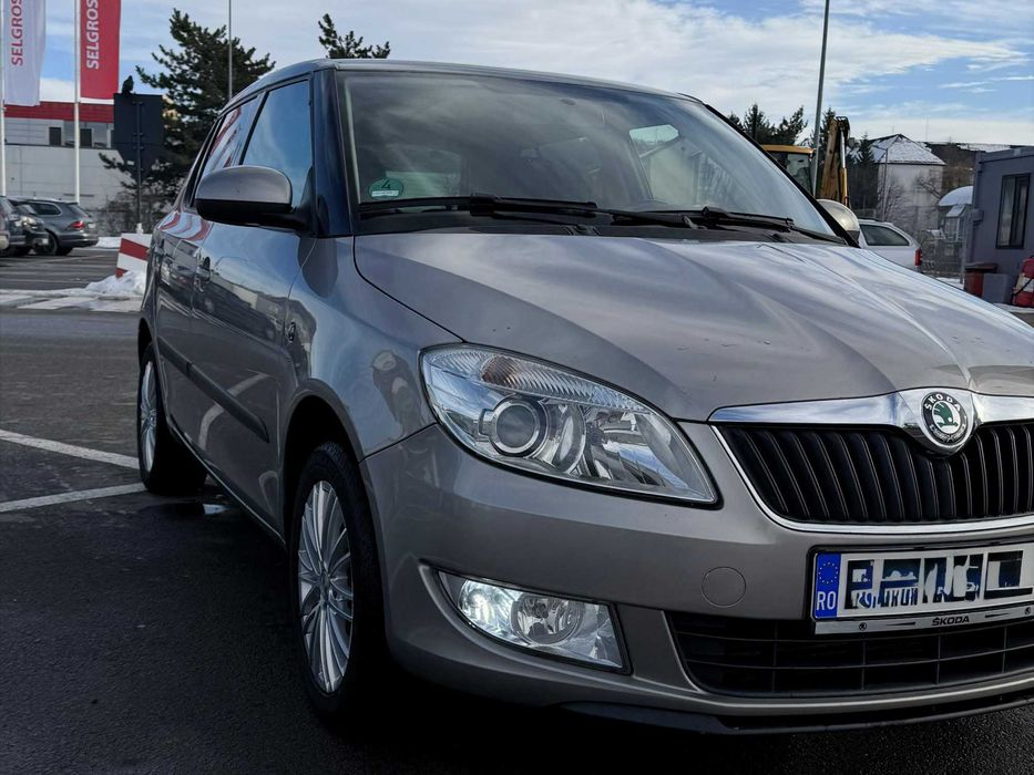 Vand Skoda Fabia 2  diesel 1,6 an 2013 model 2014