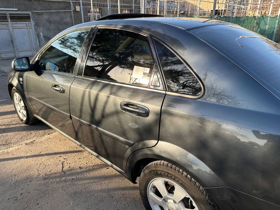 2019 Jentra sotiladi moshina xolati yaxshi. 80% joyi shumka qilingan.