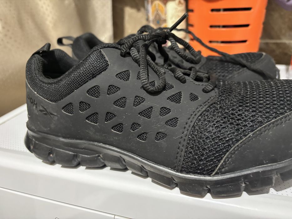 Продам кроссовки Reebok оригинал