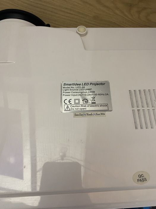 Продам проектор за 25.000