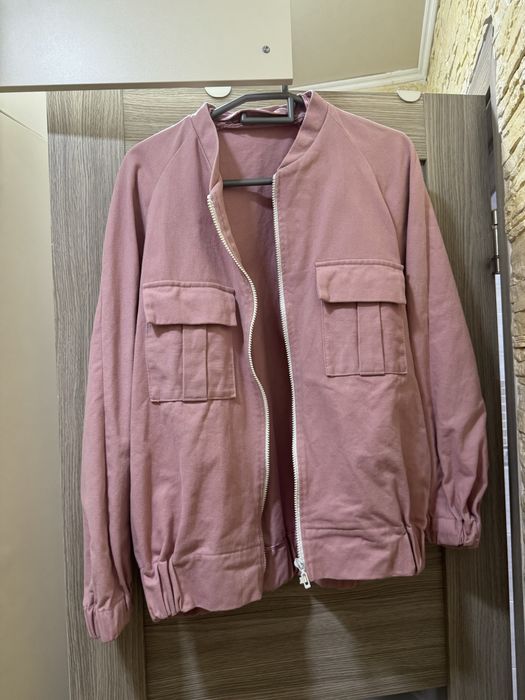 Продам бомбер из хлопка