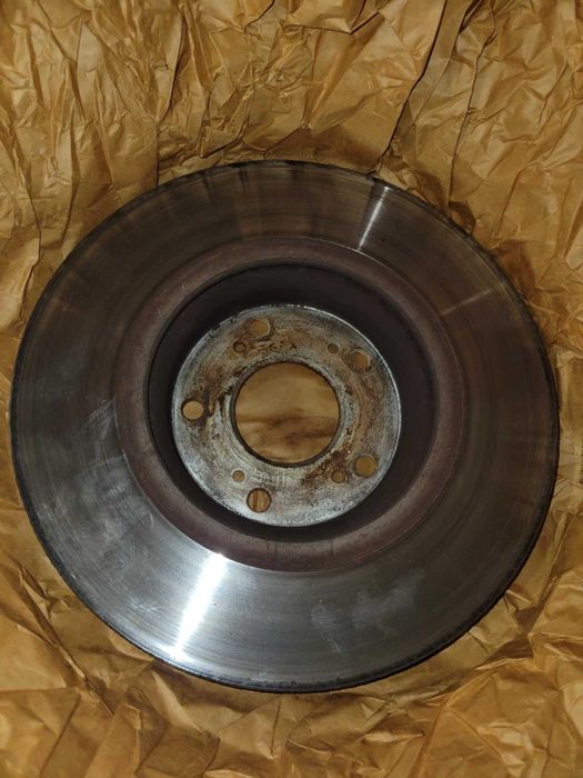 Предни спирачни дискове за Honda Accord 8 генерация