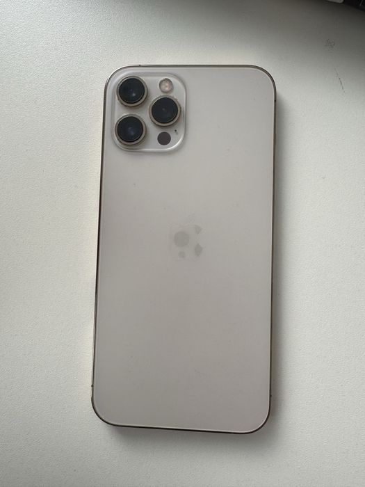 Iphone 12 pro max в перфектна кондиция. 256GB 80% battery capacity