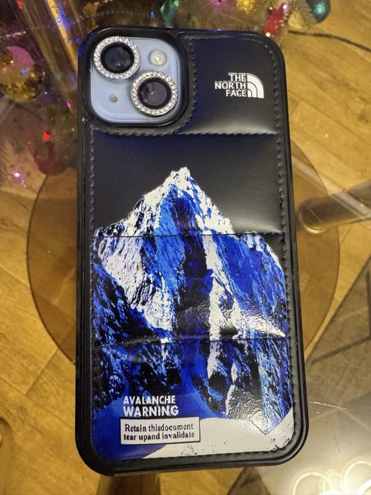 Продам айфон 14 /128