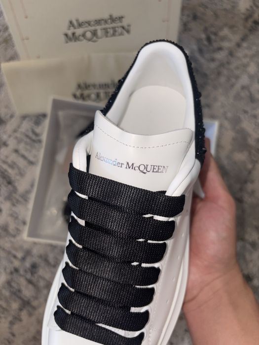Alexander McQueen - Cu factura!