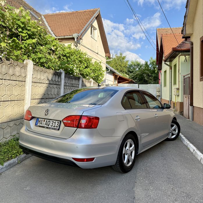 VOLKSWAGEN Jetta 2011 — imagine 4