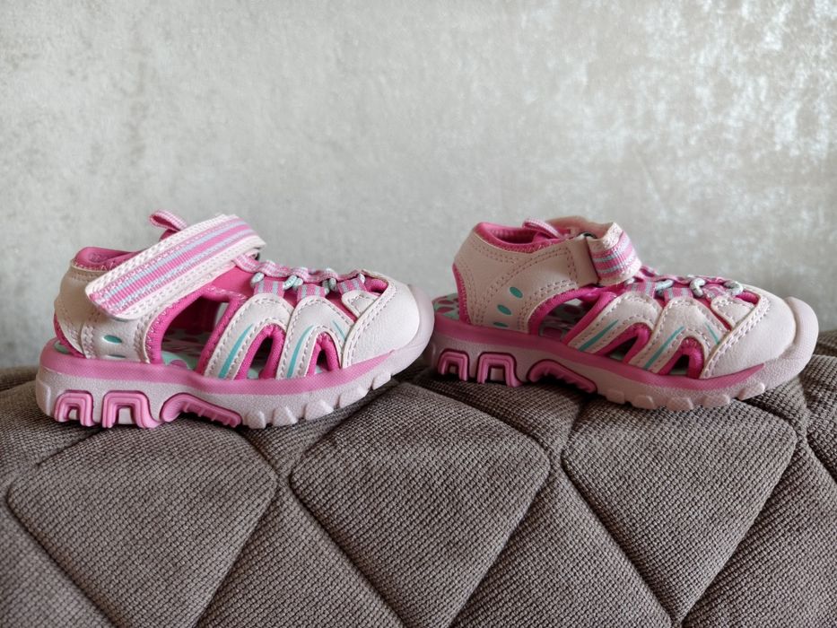 Сандали для девочки