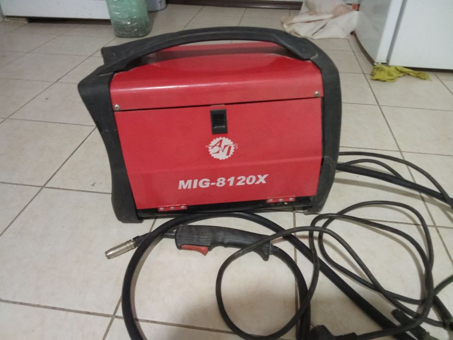 Svarka aparat sotiladi