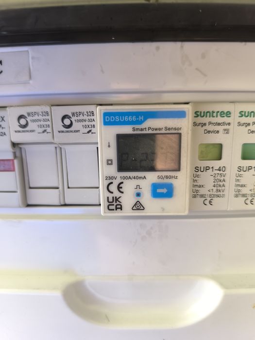 Invertor hibrid huawei sun2000-5ktl-l1 plus smartmeter Huawei