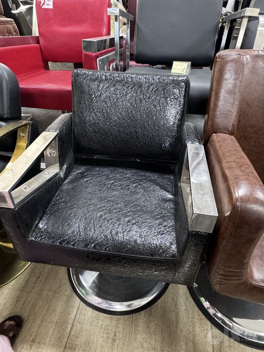Salon uchun kreslolar