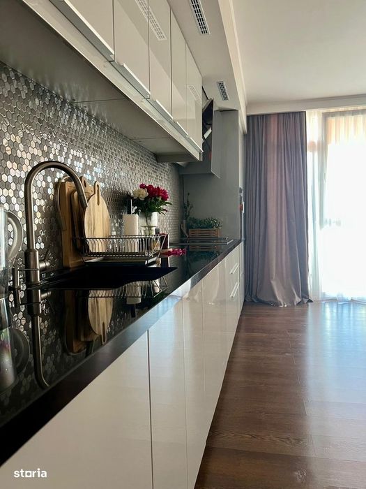 Apartament superb Ared/Oradea Prima shops/3 camere/terasa/parcare/boxa