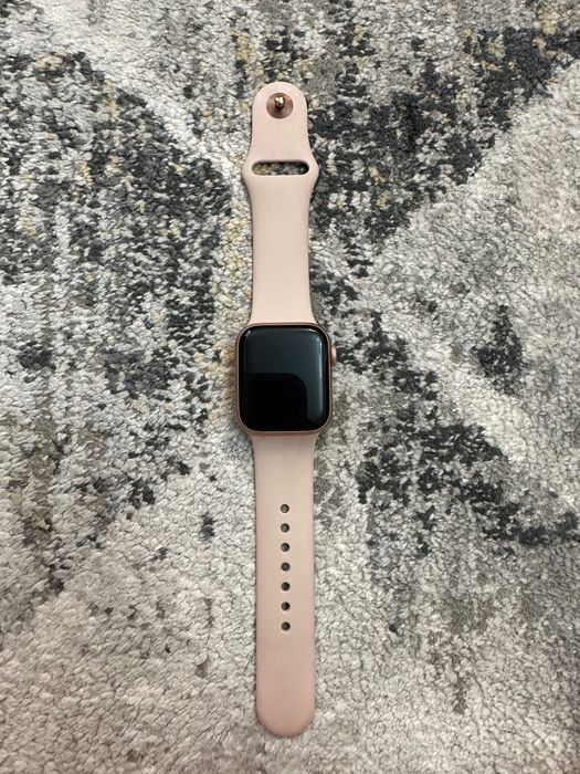 Часы Apple watch 4 series