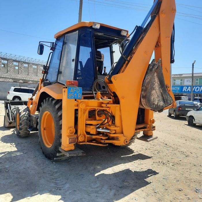 Экскаватор погрузчик