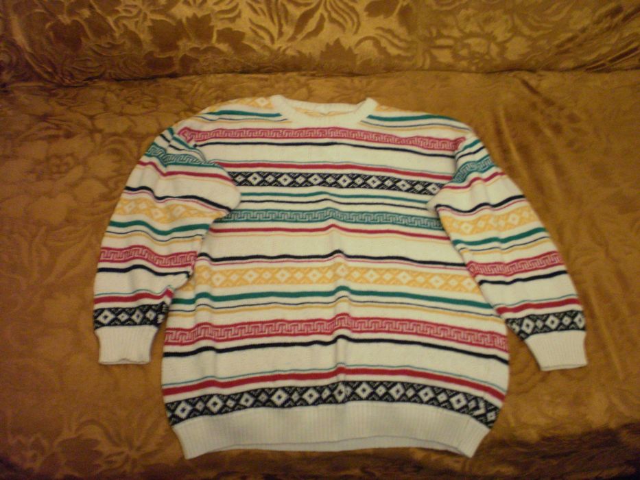 Pulovere diverse culori masura 54