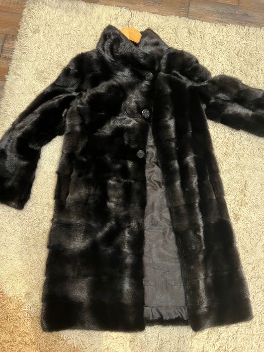 Продам норковую шубу жен
