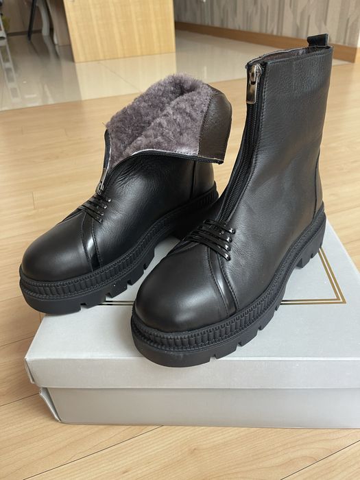 Зимние ботинки новые, натуралка