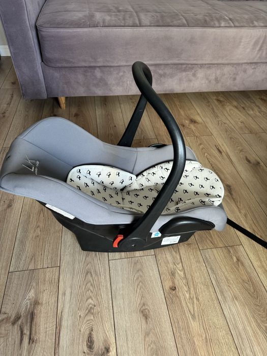 Продам б/у автокресло Leader Kids