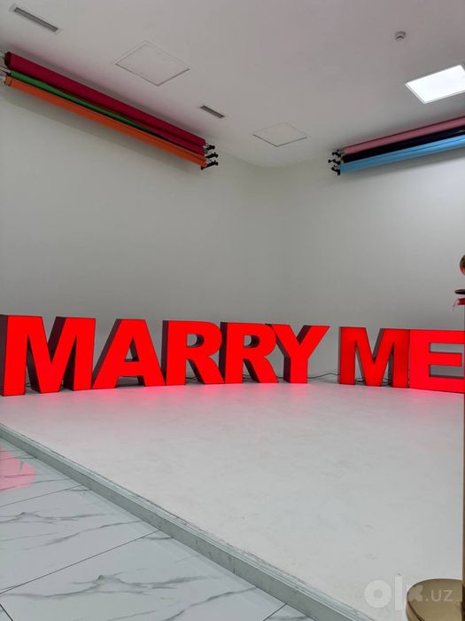 Marry Me fotozona bukva sotiladi Merri mi bukva sotiladi Yunusobod